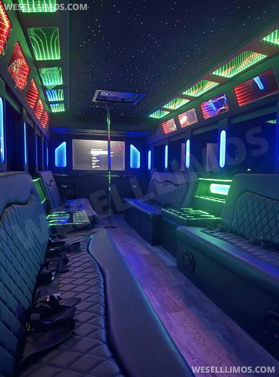 Photo of Limousine for sale: 2018 Ford F550 by Starcraft