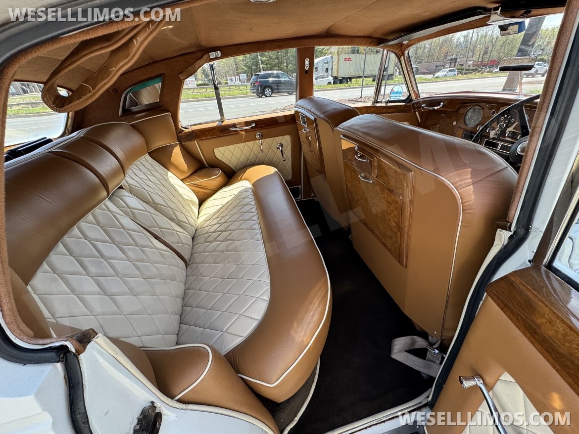 Photo of Antique for sale: 1956 Bentley S3
