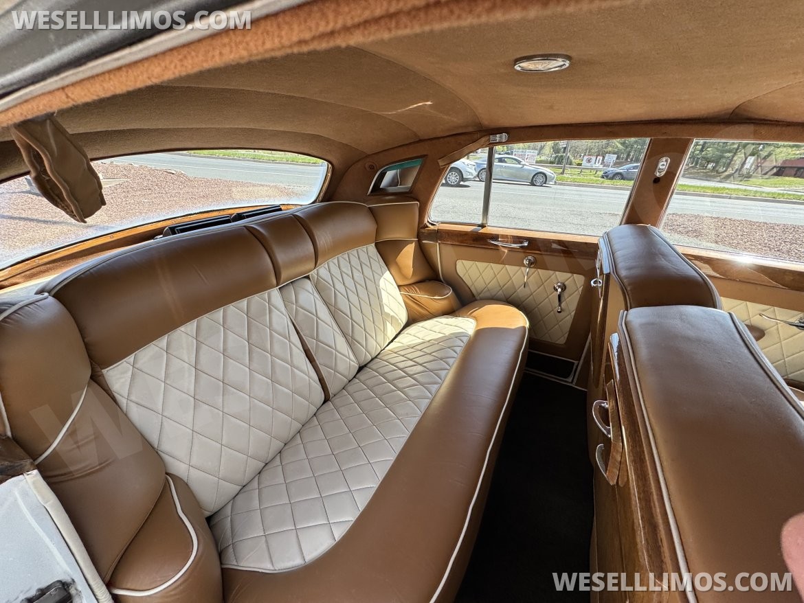 Photo of Antique for sale: 1956 Bentley S3