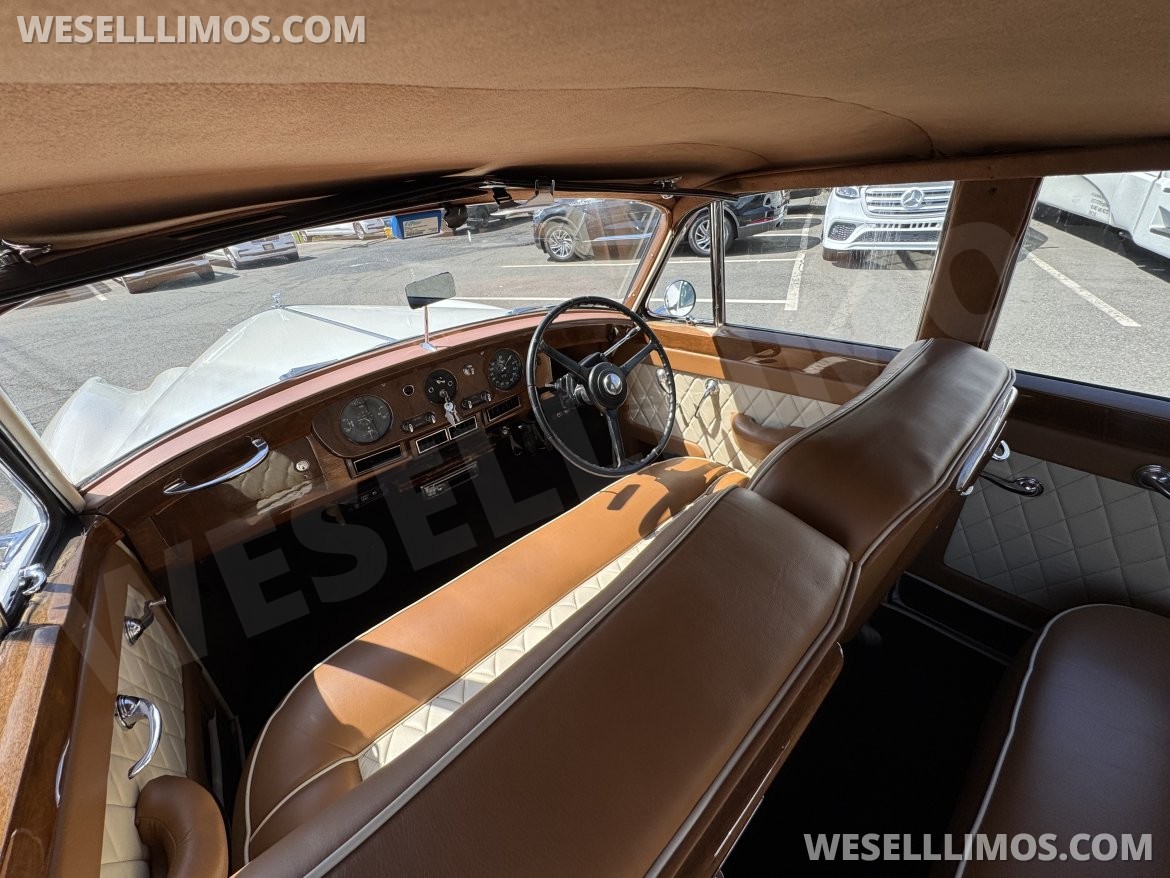 Photo of Antique for sale: 1956 Bentley S3