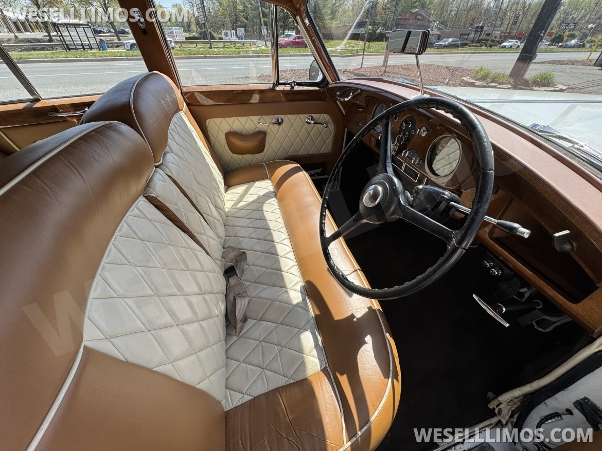 Photo of Antique for sale: 1956 Bentley S3