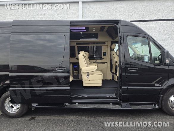 2026 Mercedes-Benz Sprinter - Midwest Automotive Designs Luxe Cruiser - Rear Bathroom