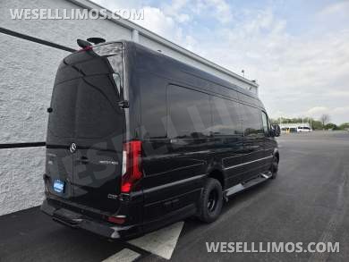 2026 Mercedes-Benz Sprinter - Midwest Automotive Designs Luxe Cruiser - Rear Bathroom