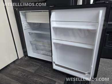 2026 Mercedes-Benz Sprinter - Midwest Automotive Designs Luxe Cruiser - Rear Bathroom