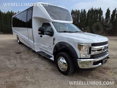 2019 Ford F550 GM33 Shuttle Shuttle Bus for Sale in Fontana, CA - Main Photo