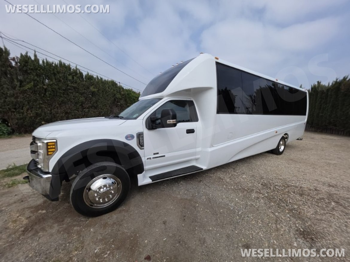 Photo of Shuttle Bus for sale: 2019 Ford F550 GM33 Shuttle 33&quot; by Grech Motors