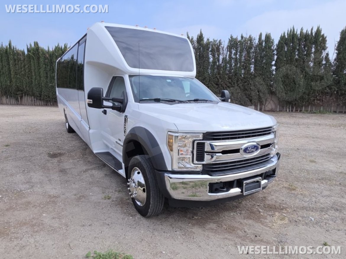 Photo of Shuttle Bus for sale: 2019 Ford F550 GM33 Shuttle 33&quot; by Grech Motors