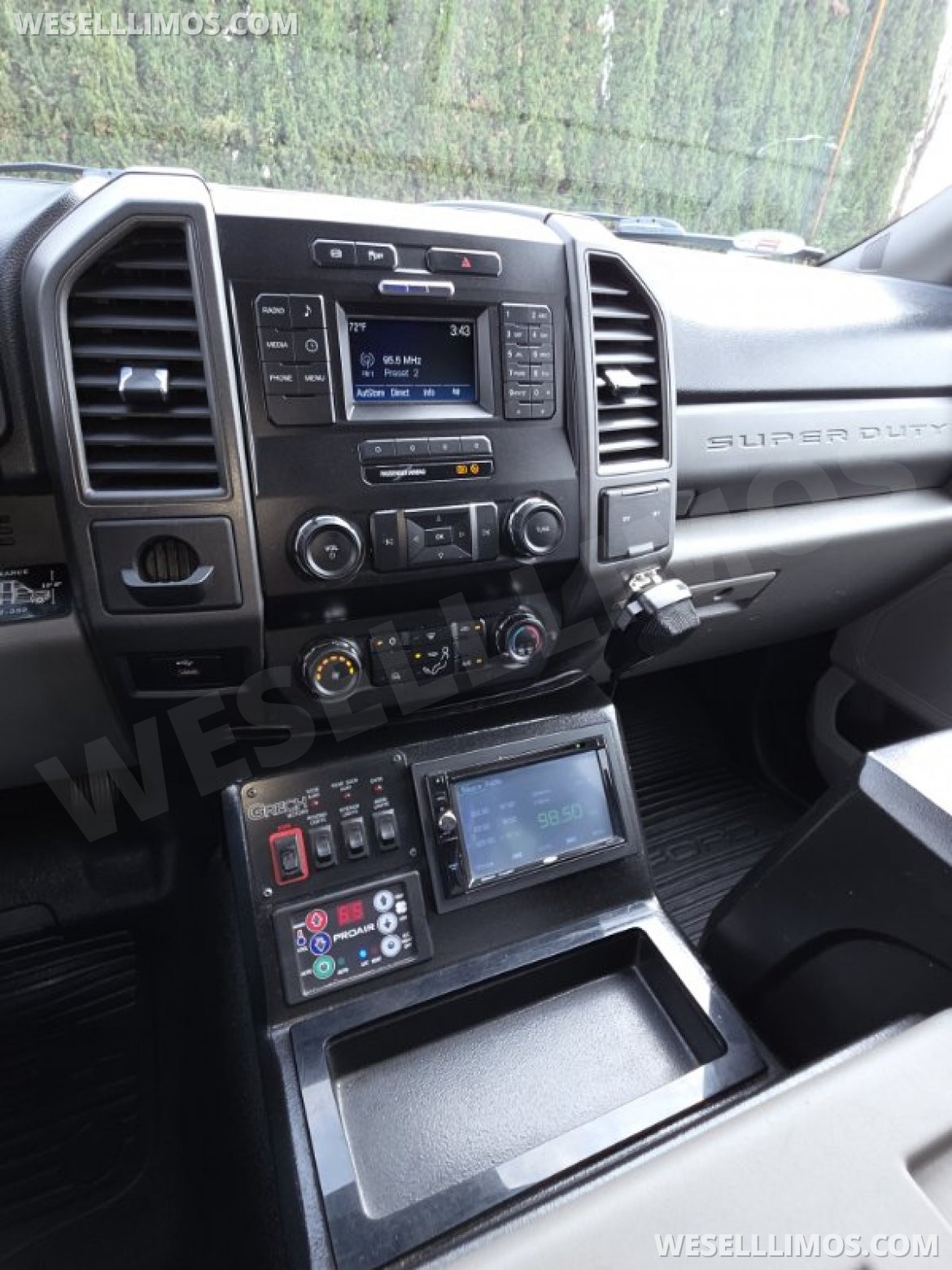Photo of Shuttle Bus for sale: 2019 Ford F550 GM33 Shuttle 33&quot; by Grech Motors