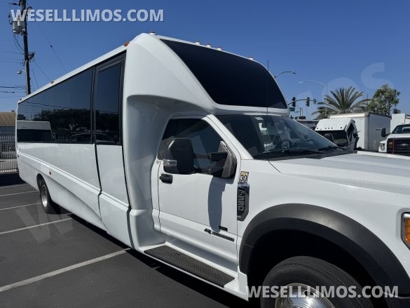 2017 Ford F550 Limo Bus for Sale in Laguna Niguel, CA - Photo 2