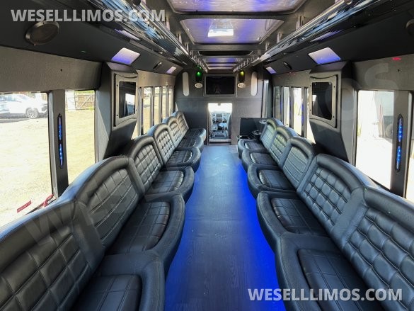2013 Tiffany Ford F750 Limo Bus