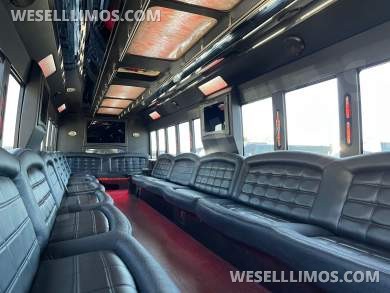 2013 Tiffany Ford F750 Limo Bus