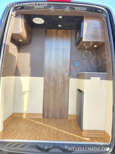 2020/22 Global Motor Coach Mercedes-Benz Sprinter 3500 Dual Rear Wheel Executive Shuttle