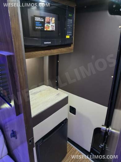 2020/22 Global Motor Coach Mercedes-Benz Sprinter 3500 Dual Rear Wheel Executive Shuttle
