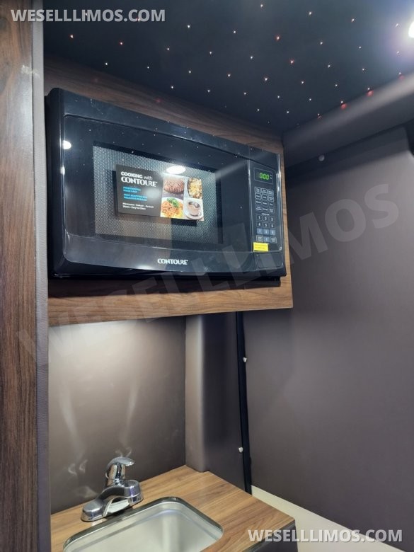 2020/22 Global Motor Coach Mercedes-Benz Sprinter 3500 Dual Rear Wheel Executive Shuttle