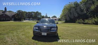 2013 Chrysler 300 Limo