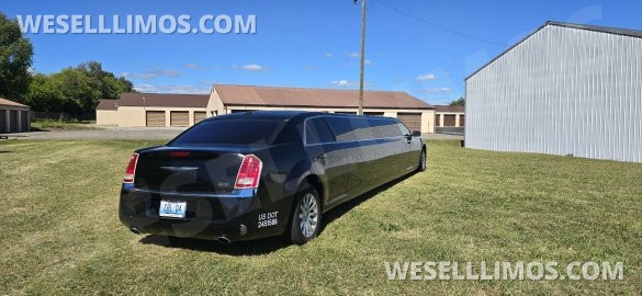 2013 Chrysler 300 Limo