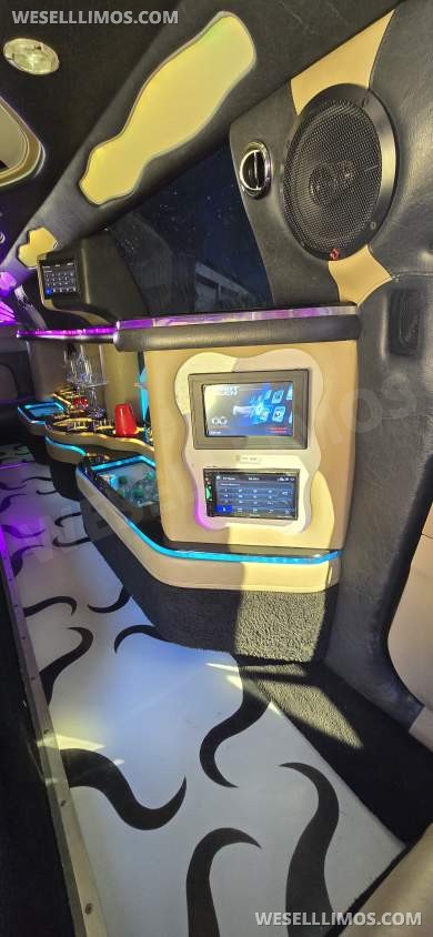 2013 Chrysler 300 Limo