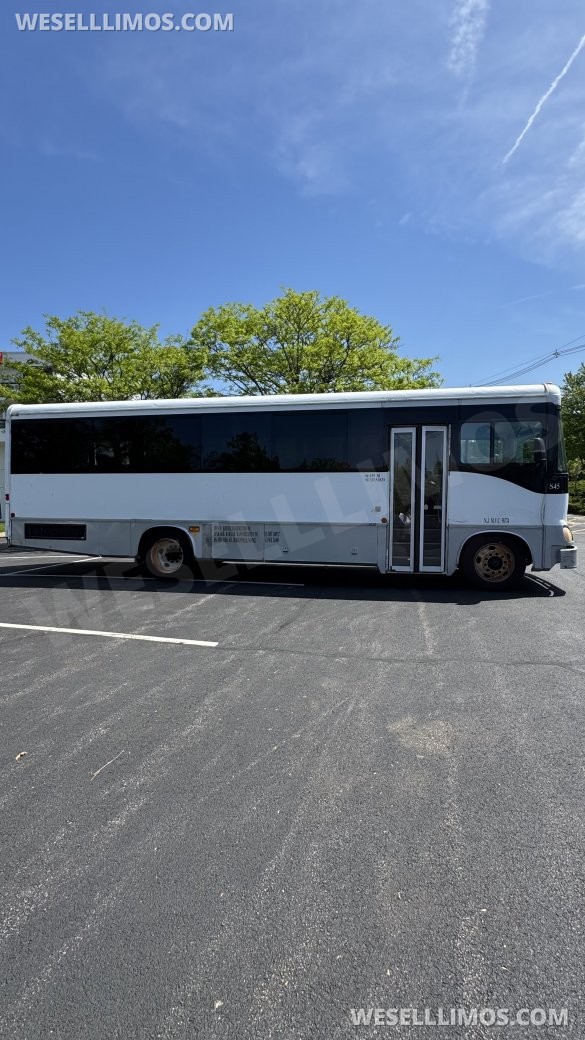 2012 Glaval Bus Apolo Shuttle Bus