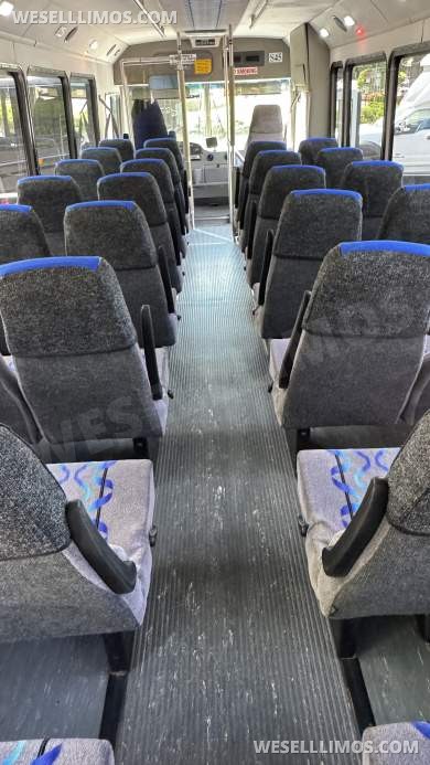 2012 Glaval Bus Apolo Shuttle Bus