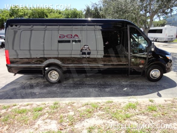 2023 LA West Mercedes-Benz 3500 Sprinter Executive Shuttle