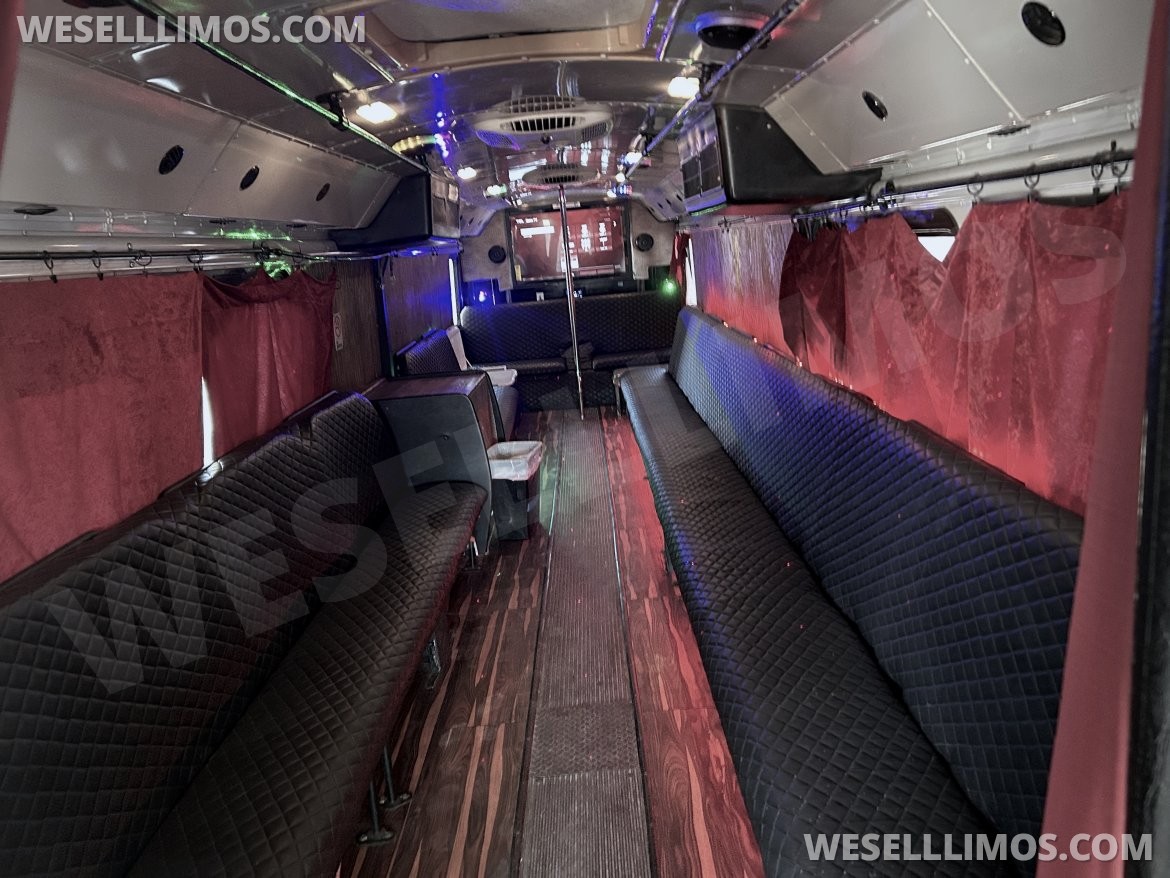 Limo Bus for Sale in Austin, TX - Photo 6
