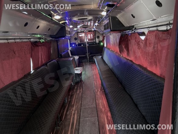 2001 Thomas Built Thomas Bus Freightliner Limo Bus