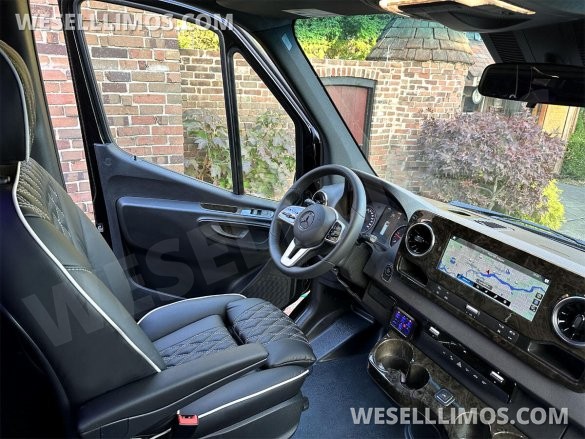2023 Auto Elite Road Liner 737 9 Passenger Massive Trunk Mercedes-Benz Sprinter