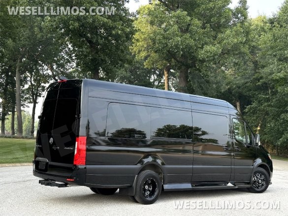 2024 Auto Elite Elite Cruiser 12 Passenger Removable Bathroom Mercedes-Benz Sprinter
