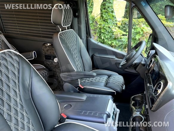 2024 Auto Elite Elite Cruiser 12 Passenger Removable Bathroom Mercedes-Benz Sprinter