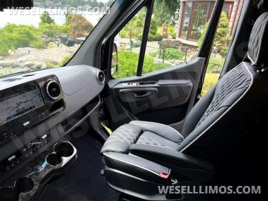2024 Auto Elite Elite Voyager 10 Passenger with Removable Bathroom Mercedes-Benz Sprinter