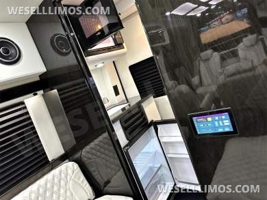 2025 Auto Elite Eco Revolution Limousine 10 Pass AMG Trim Mercedes-Benz Sprinter