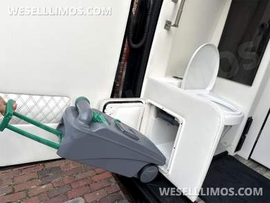 2025 Auto Elite Eco Revolution Limousine 10 Pass AMG Trim Mercedes-Benz Sprinter