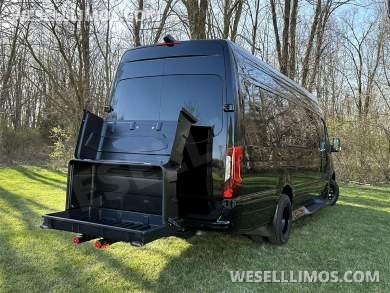 2024 Phantom Trim Auto Elite Touring Coach 14 Passenger Mercedes-Benz Sprinter