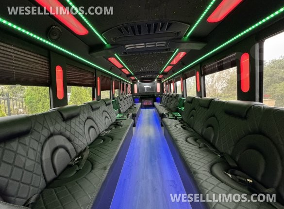 2020  F650 exotic Bus