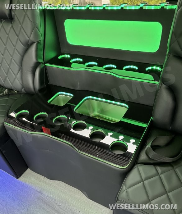 2020  F650 exotic Bus