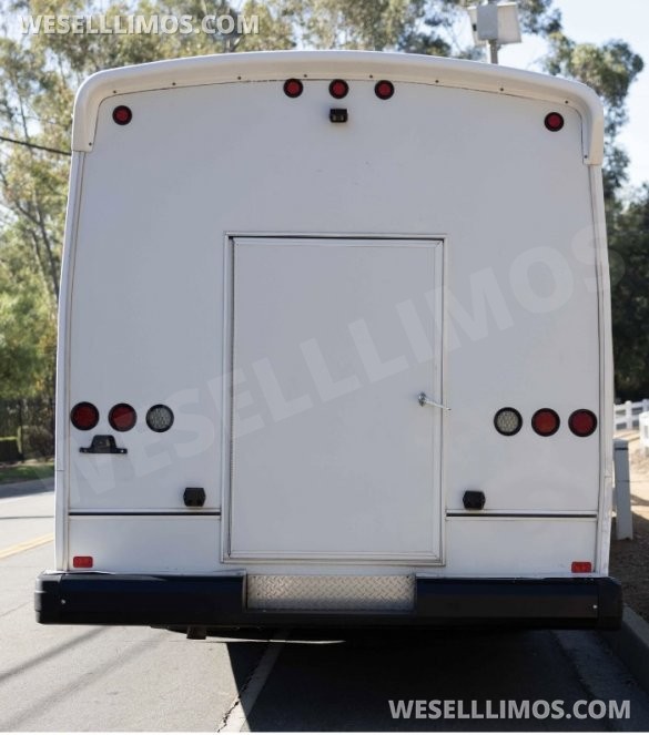 2020  F650 exotic Bus