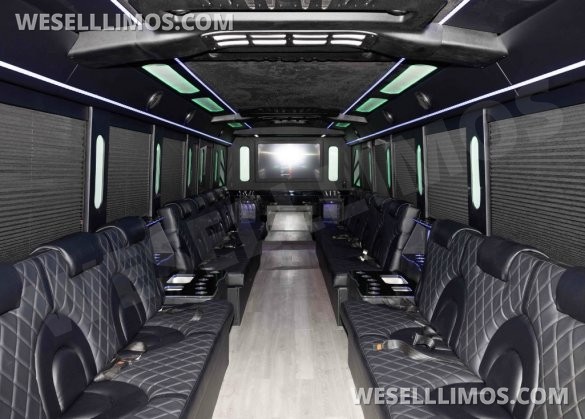 2020  F650 exotic Bus
