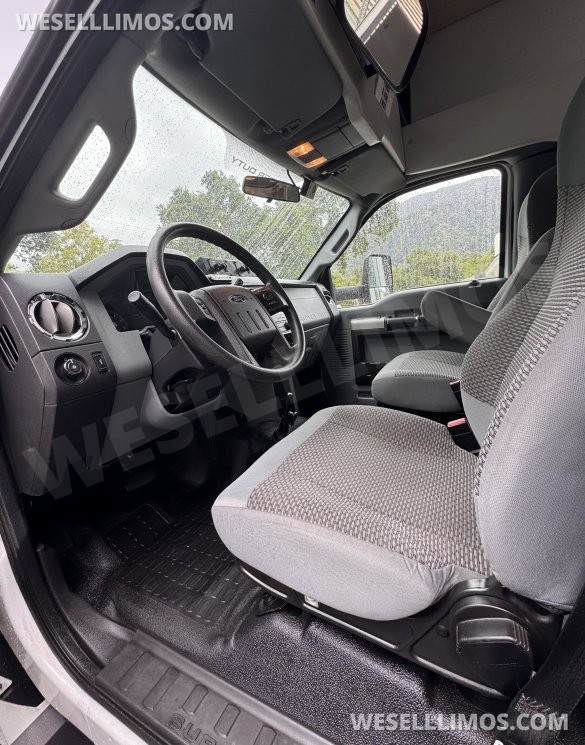 2020  F650 exotic Bus