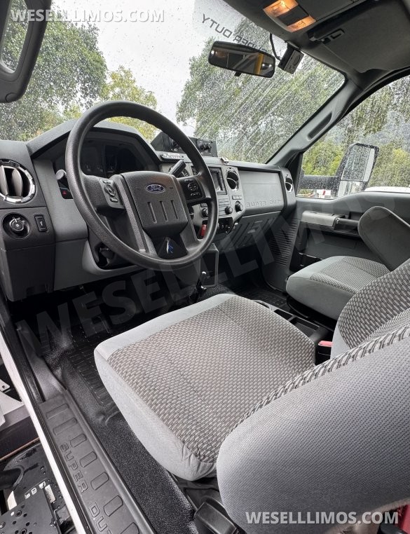 2020  F650 exotic Bus