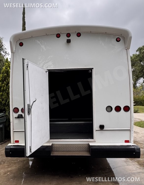 2020  F650 exotic Bus