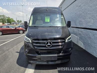 2026 Mercedes-Benz Sprinter - Midwest Automotive Designs Luxe Cruiser - Rear Bathroom