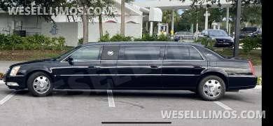 2009 Cadillac 6 door limousine Limousine