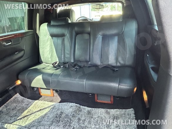 2009 Cadillac 6 door limousine Limousine