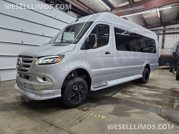 2023 Brand New Global Motor Coach Mercedes-Benz Sprinter All Wheel Drive Limo Sprinter