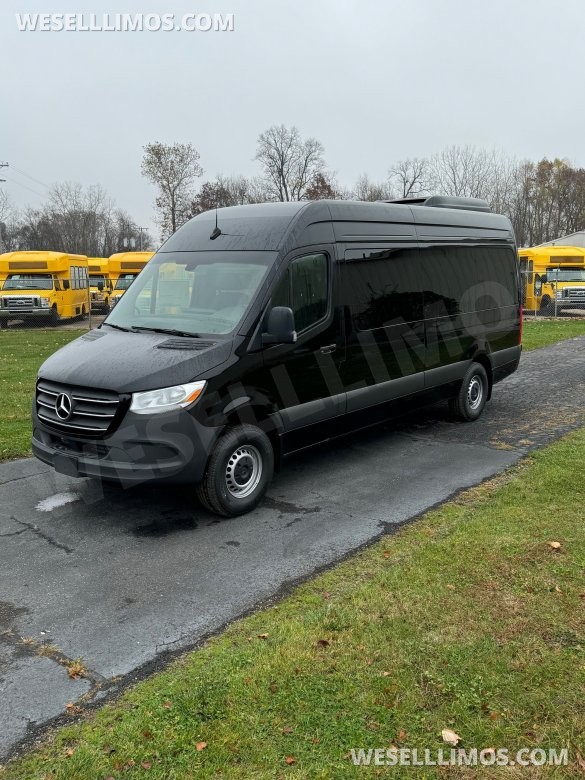 2025 Sprinter 2500 Executive Shuttle - TWR