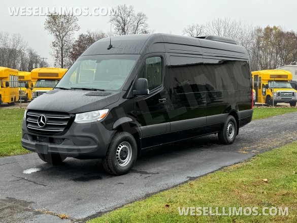 2025 Sprinter 2500 Executive Shuttle - TWR
