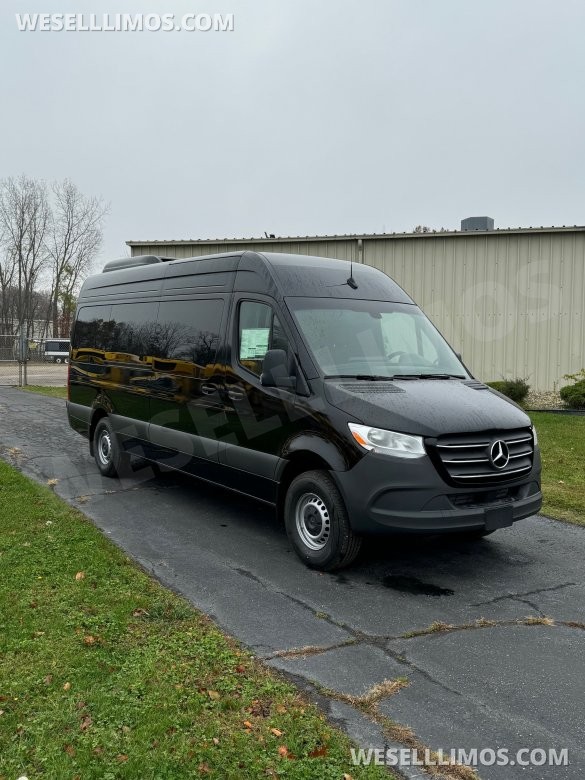 2025 Sprinter 2500 Executive Shuttle - TWR