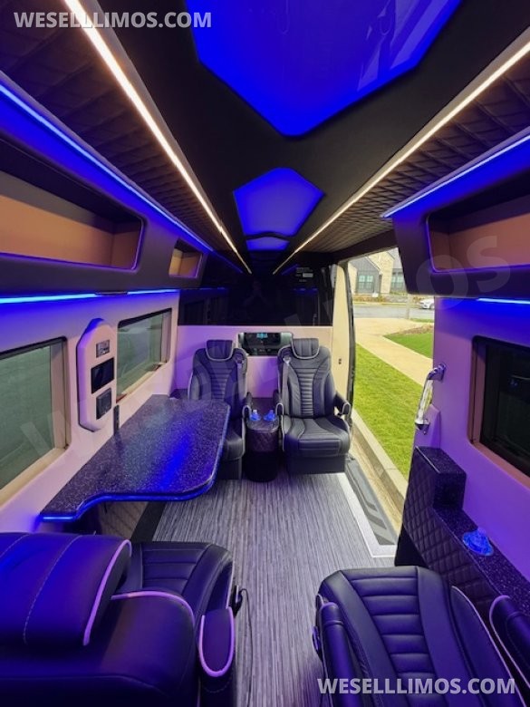 2023 Global Motor Coach Mercedes-Benz Sprinter CEO