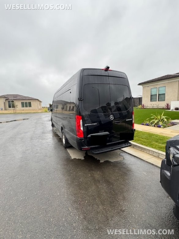 2023 Global Motor Coach Mercedes-Benz Sprinter CEO
