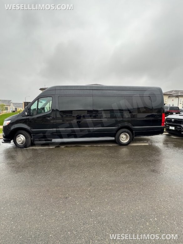 2023 Global Motor Coach Mercedes-Benz Sprinter CEO